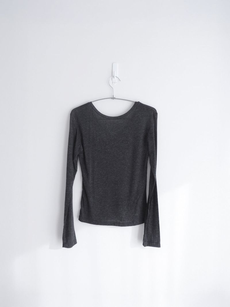 sheer v-neck tee (4c)