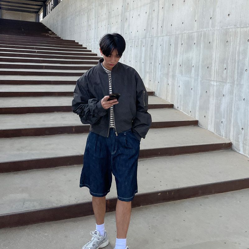 On Jerry Denim One Tuck Half Pants