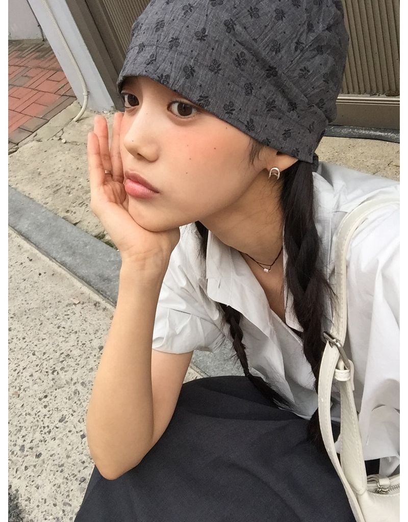 DUGGY（ダギー）の「グランジサンフラワーフード (3color)（帽子）」
