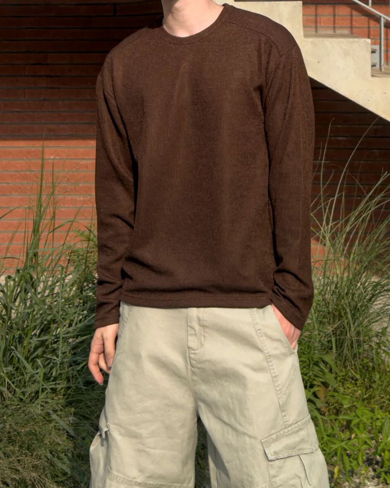 Roen wide cut shoulder knit