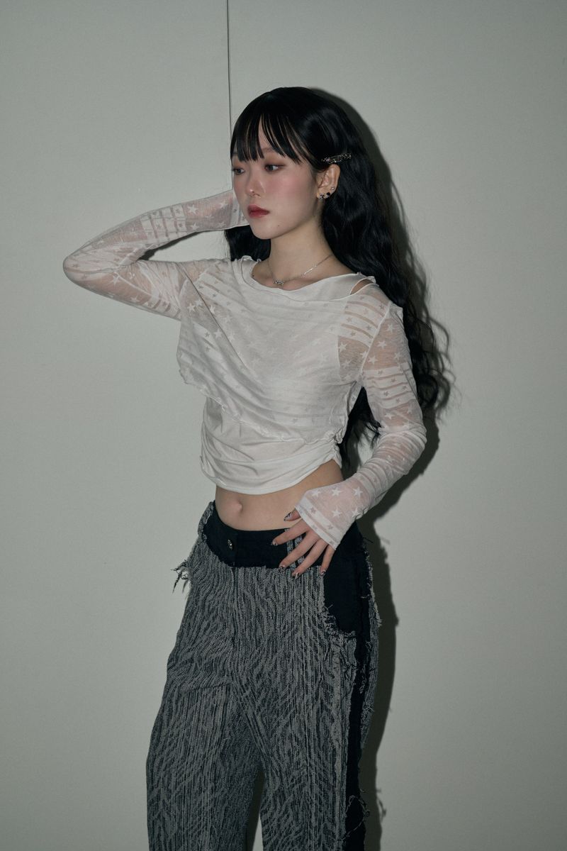 star layered top  - ivory