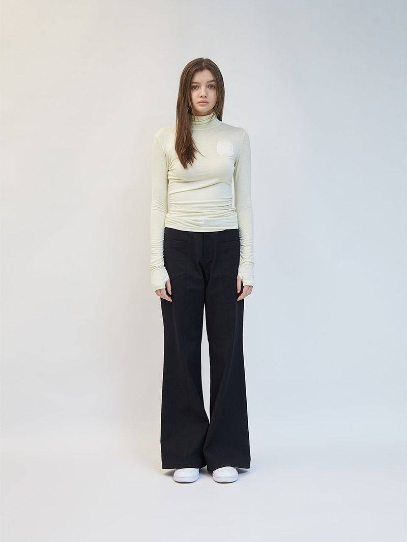 UNIVERSITY LOGO EMBROIDERY SHIRRING TURTLE NECK