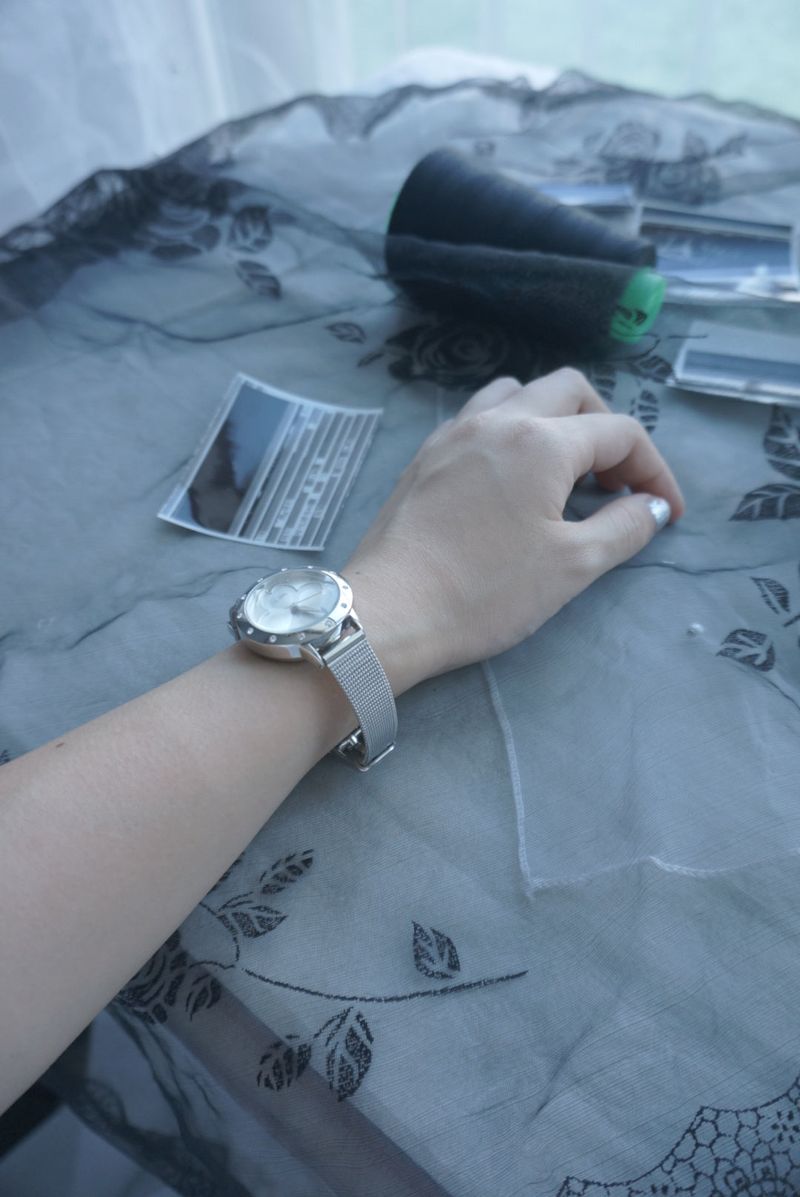clover mesh strap watch