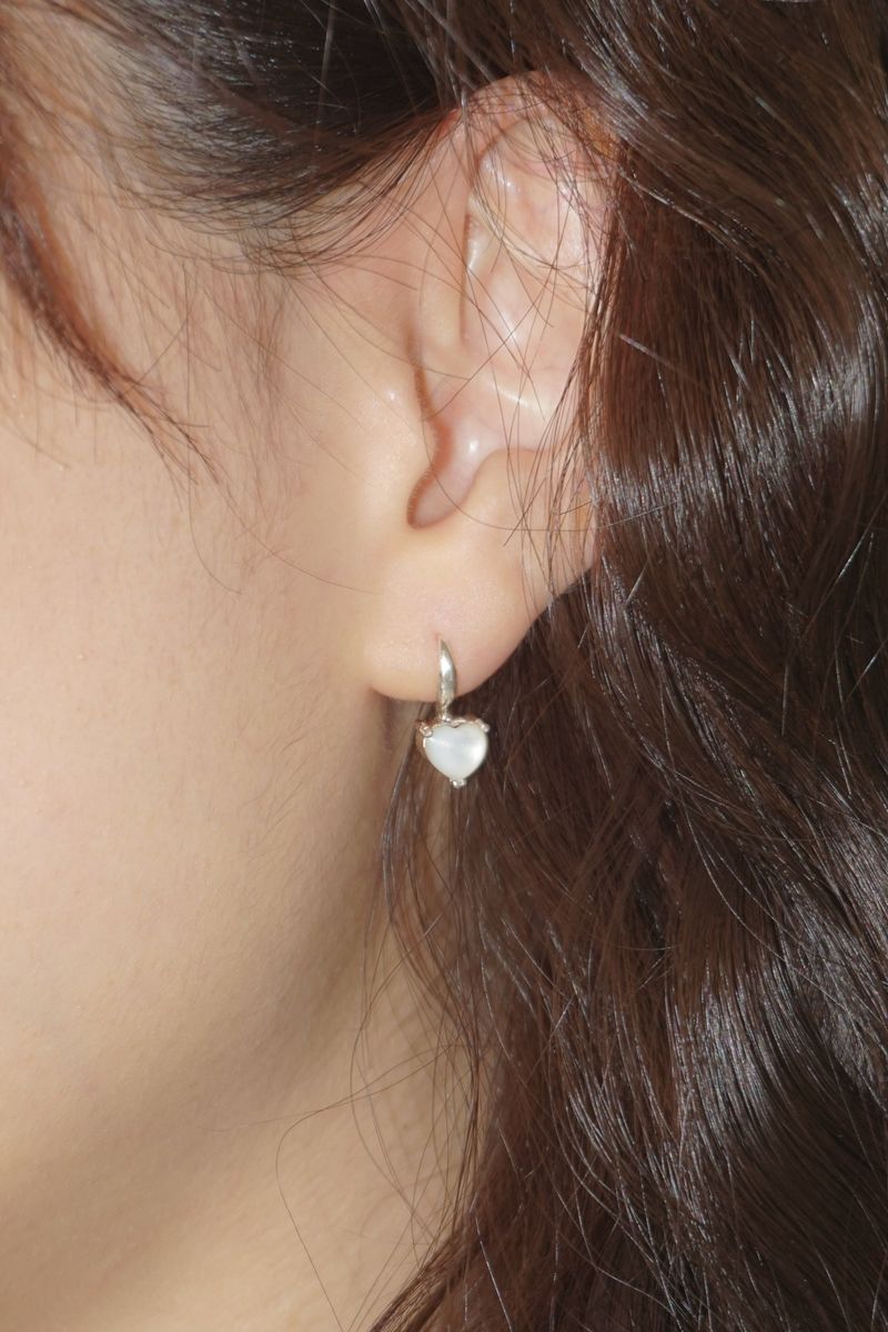 [MADE]HEART FLOWER EARRING (only heart 2ps)