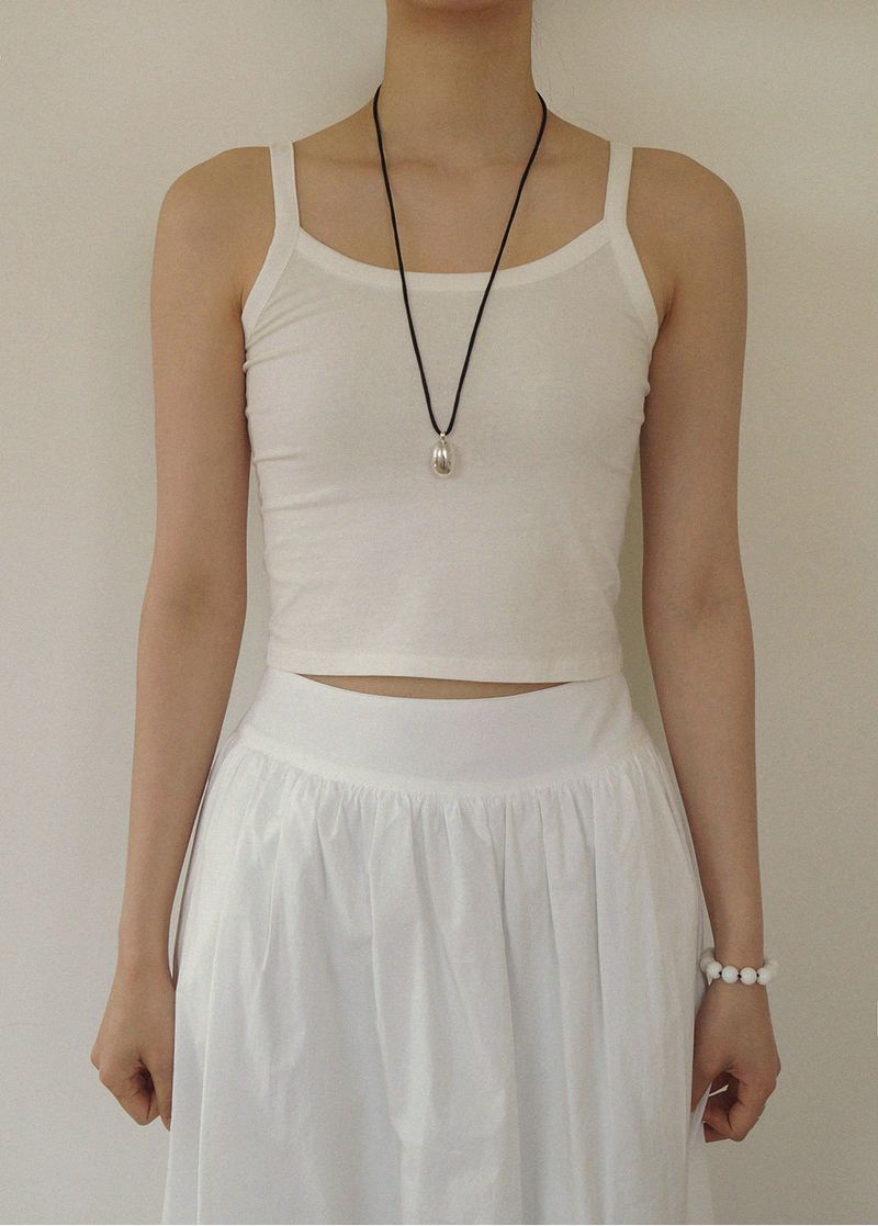 CAROLYN STRING NECKLACE