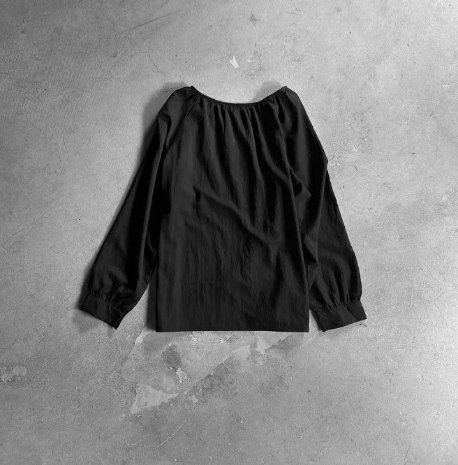 Mue Shirring Scarf Blouse