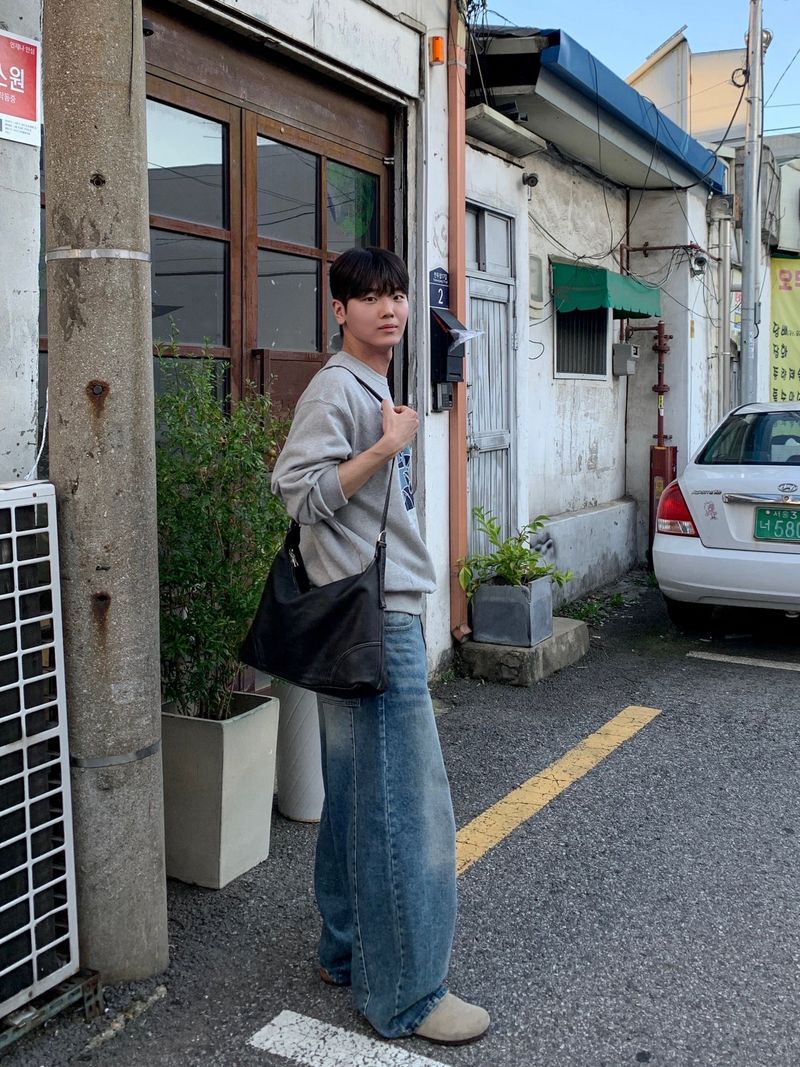MR Dat long wide Denim