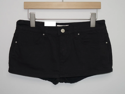 stud skort