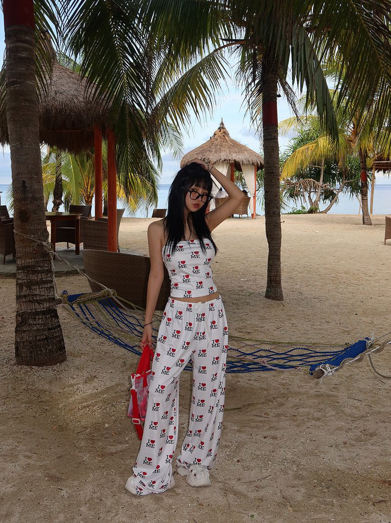 Apple Summer Mash Tote & Cross Beach Bag