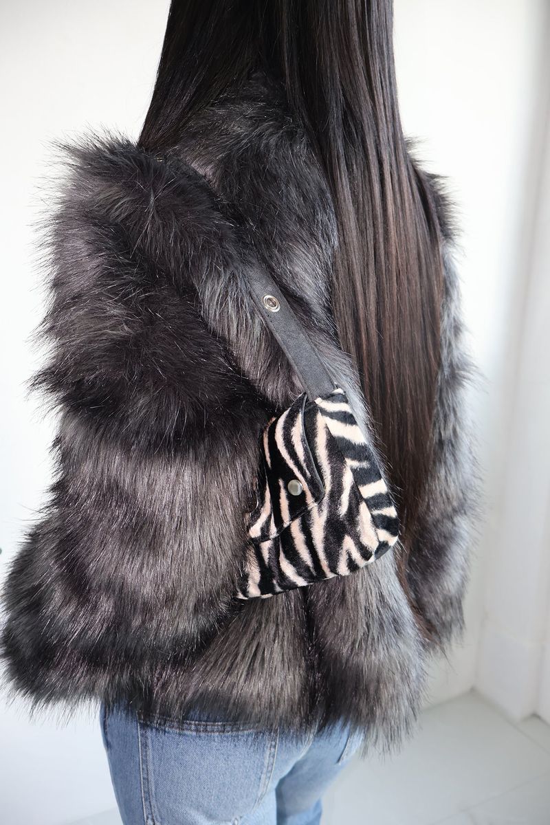 EYELET FUR MINI BAG - BLACK