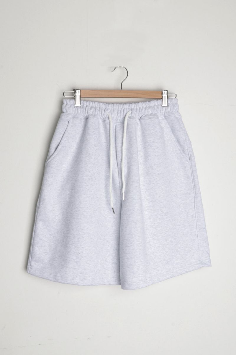 KEVIN OVER-FIT BERMUDA SHORTS