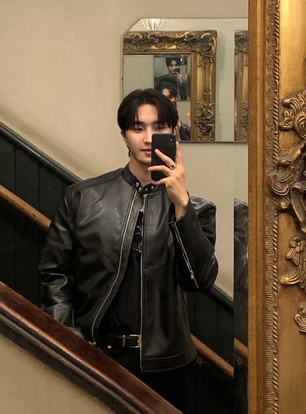 train Classic 2-WAY Leather Semi-Loose Fit Biker Jacket