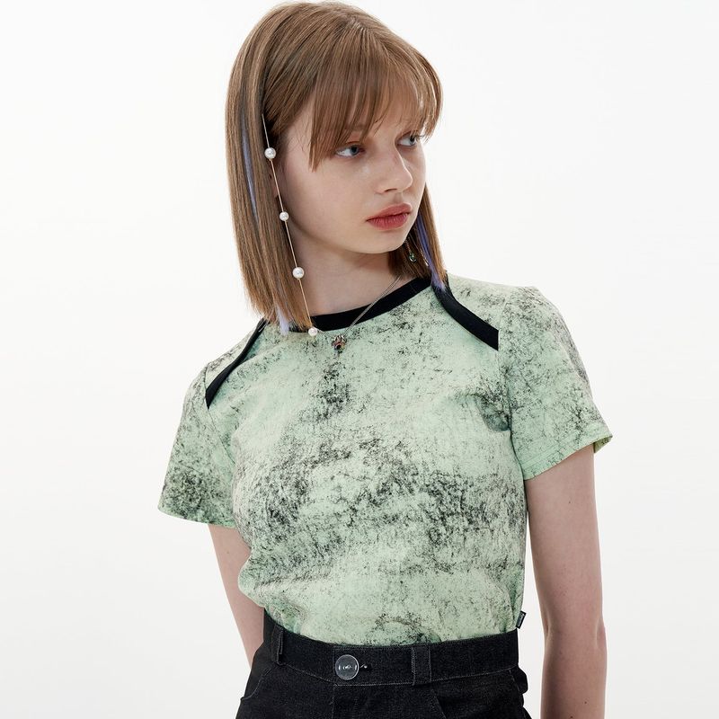 OTHER-worldly（アザーワールドリー）の「Stone Crop-T shirt [Light Green]（Tops）」