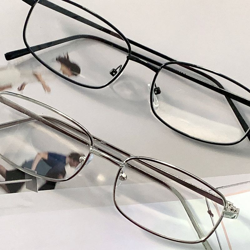 Poit Nerd Metal Thin-rimmed Square Glasses