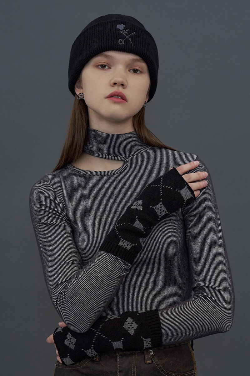ARGYLE HANDWARMER