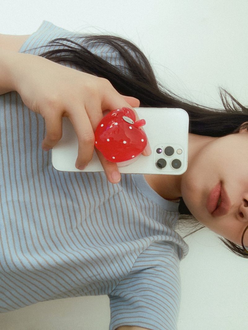 Large Dot Apple Tok Grip Tok Magsafe