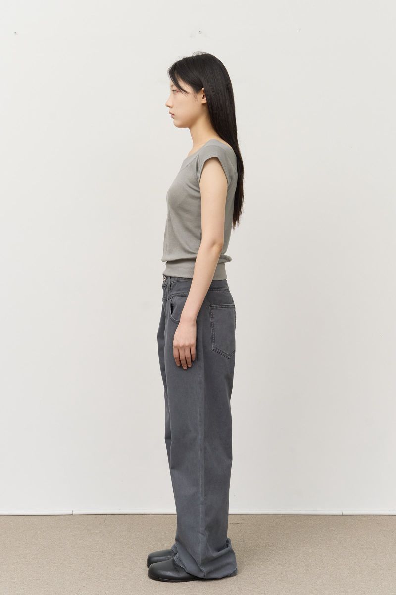 (W) Denti U-neck Top