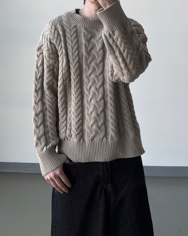 Cabbler Heavy Cable Knit Round Neck