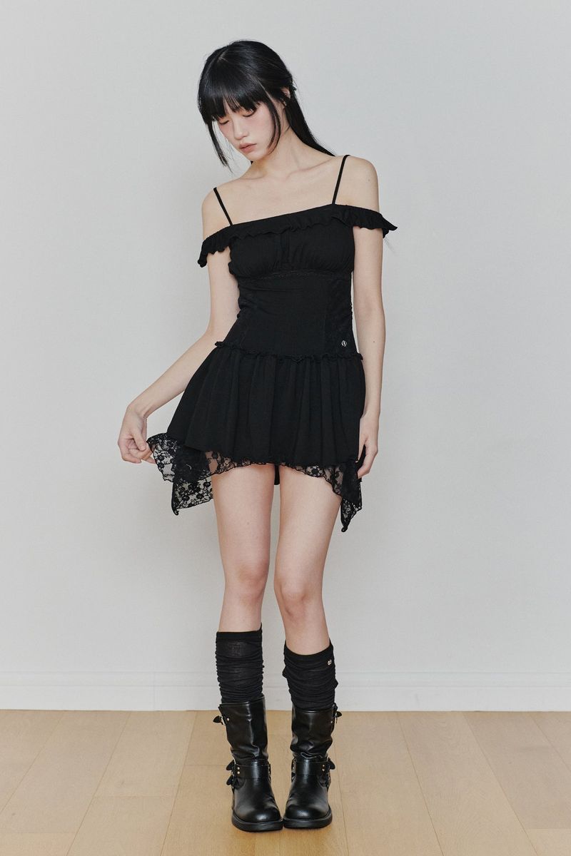 PAIN OR PLEASURE（ペインオアプレジャー）の「PETAL RUFFLE DRESS black（Dresses）」