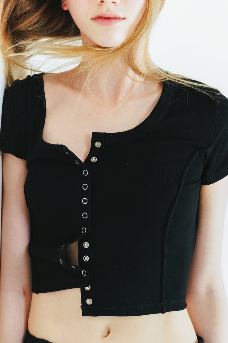 ASYMMETRIC MINI TOP
