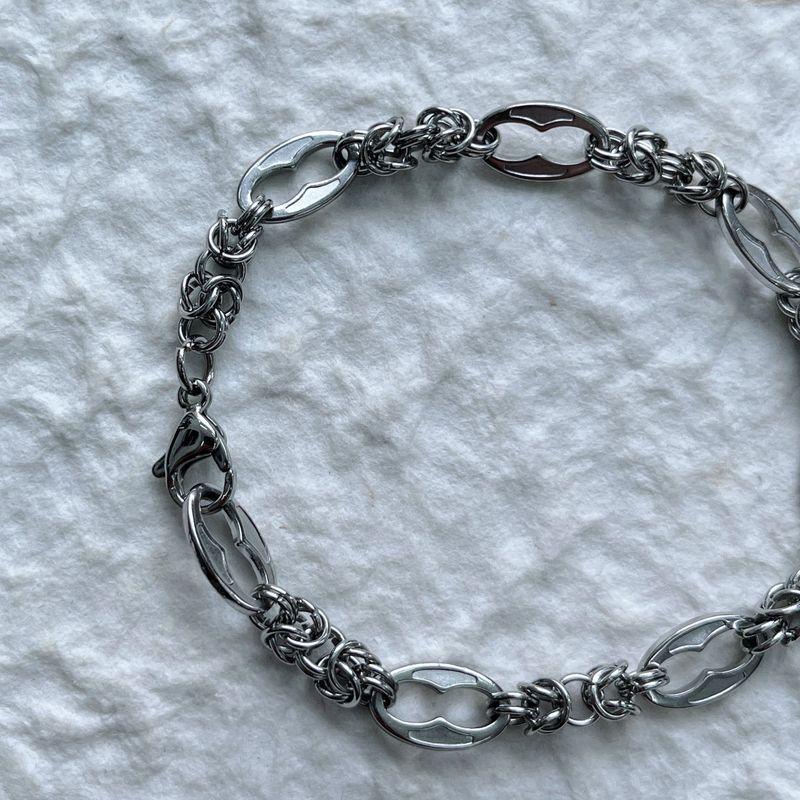 Silver Knot Link Bracelet
