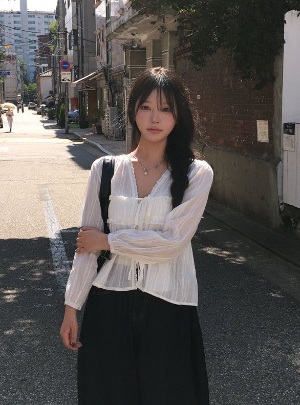 anyonemore（エニーワンモアー）の「Kimi Frill Lace Ribbon Long Sleeve Blouse（Tops）」