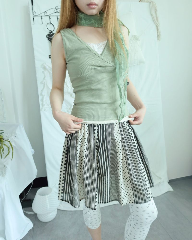 MOMENT PATCH MIX SKIRT