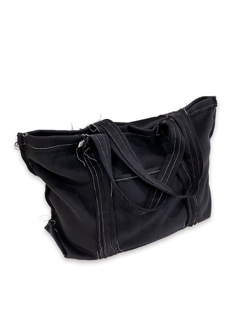 O Logo Drawing Stitch Bag / Black