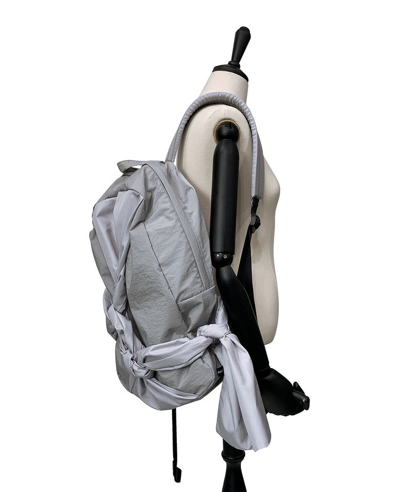 Knotted Backpack (Nylon-silver)