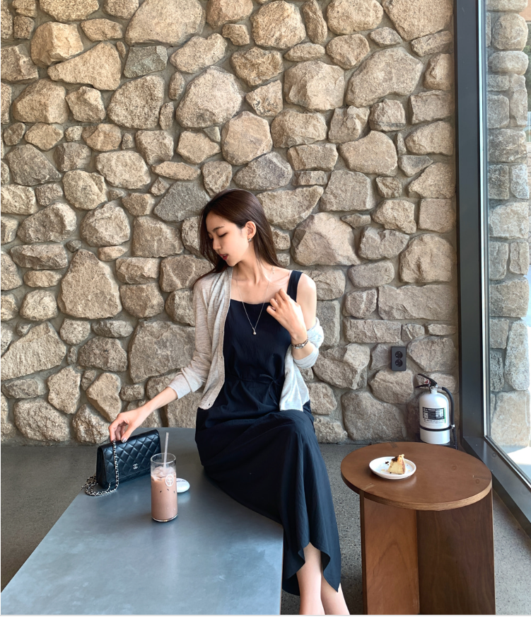 FINLEU(フィンル)の「Le Beau V-neck Linen Summer Knit Cardigan / 4 colors(Tops)」