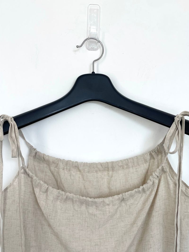 Cynthia sleeveless