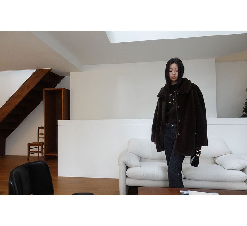 grandma brown fur coat