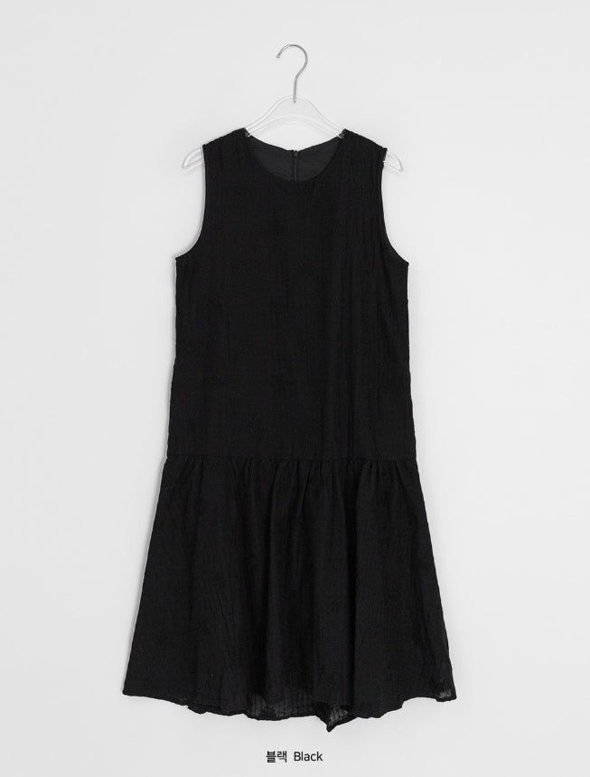 Namo Embroidered Sleeveless Long One Piece
