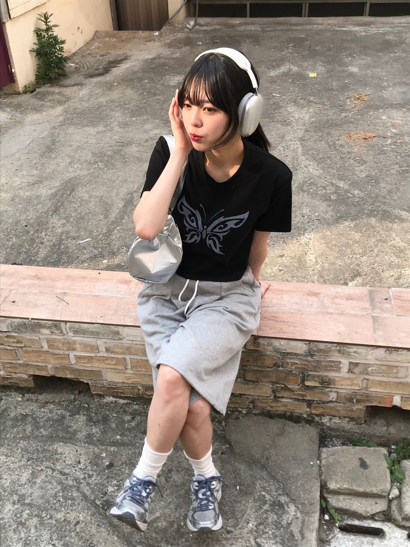 Wings crop T