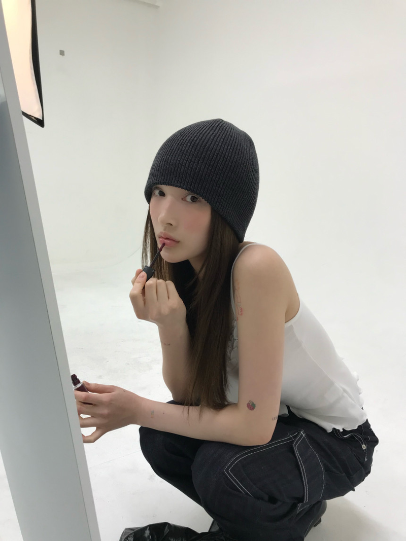 ribbed knit beanie