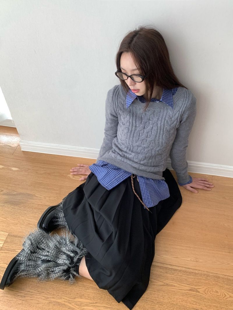 Academy Midi Pleats Banded Waist Skirt