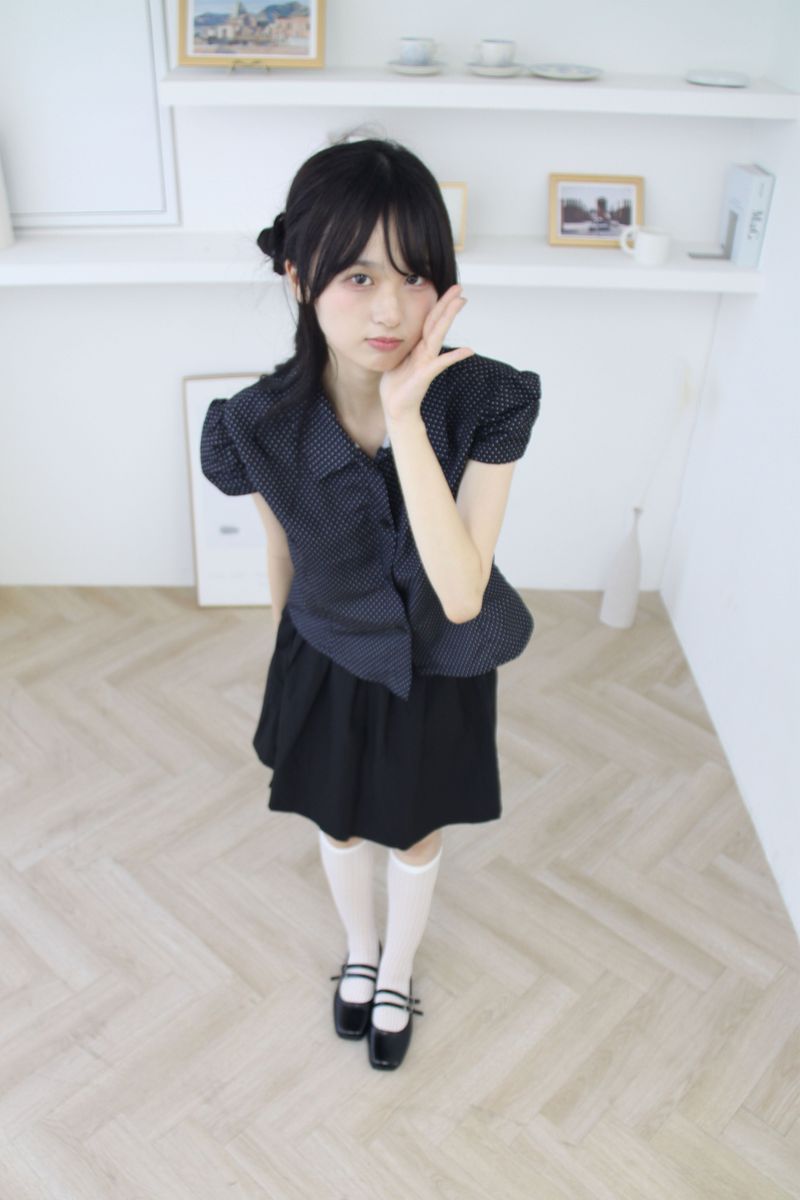 Dot Puff Cap Sleeve Blouse