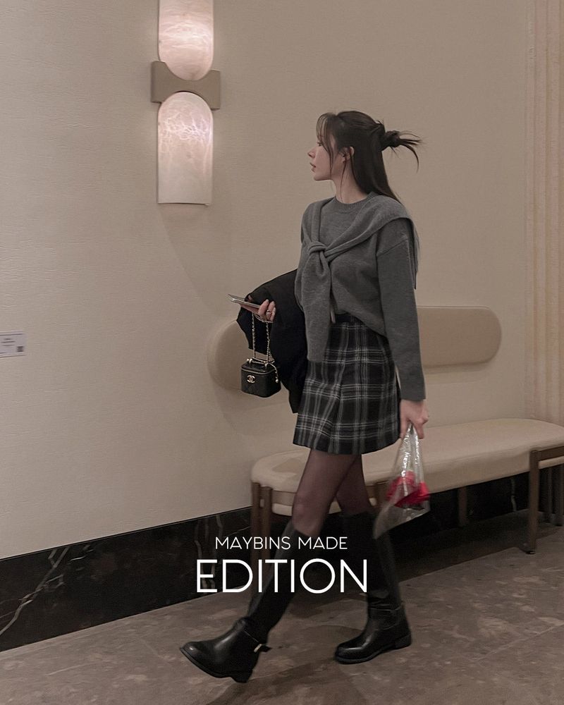Checked mini skirt