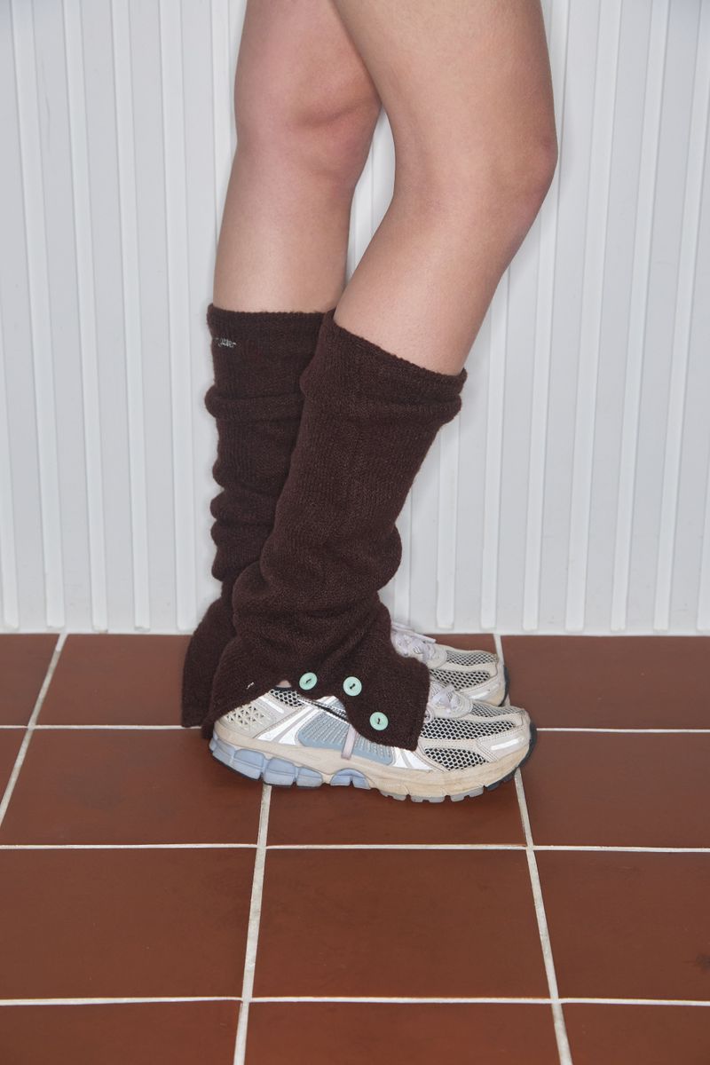 [Leg] Fuzzy button Warmer (Brown)