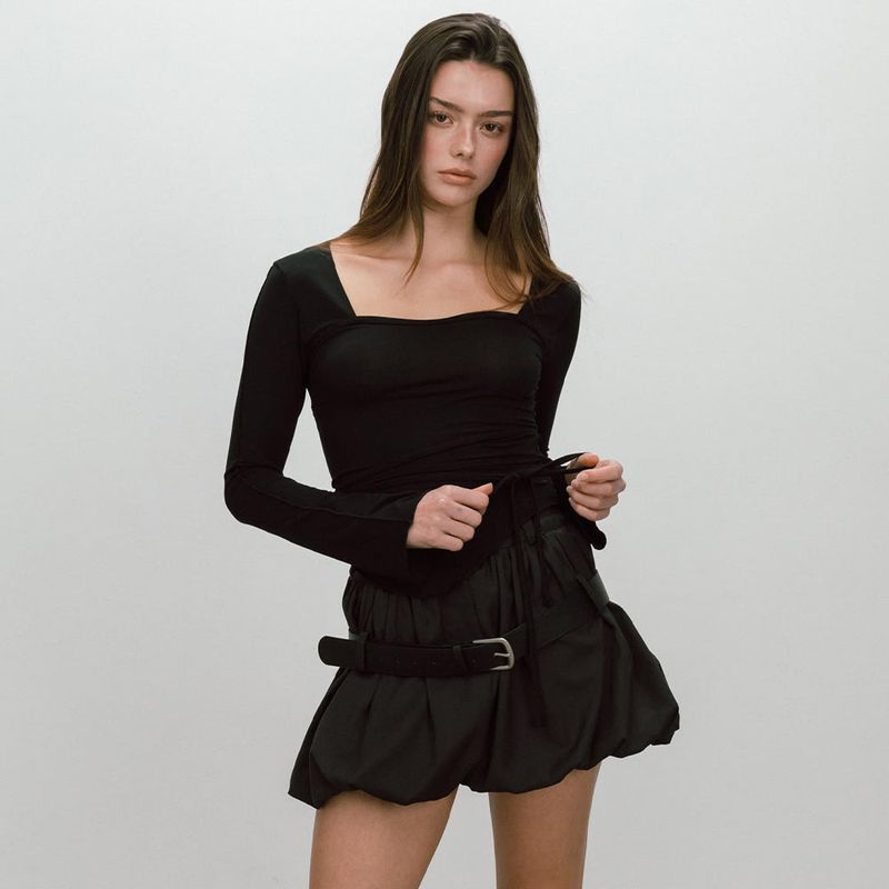 NEUTRAL STRAP T-SHIRT / BLACK