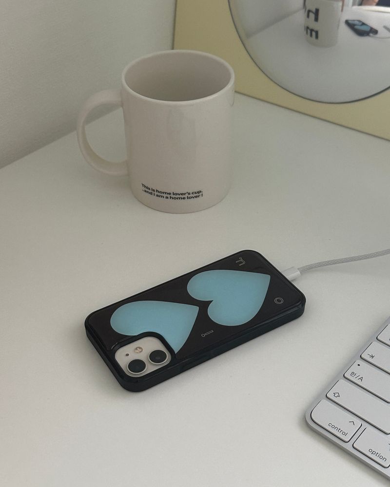ovethings(オブシング)の「chocolate heart blue case (epoxy)(Smartphone Accessories)」