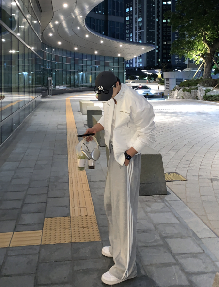 Locus Heathrow Bandad Cropped Windbreaker Jacket