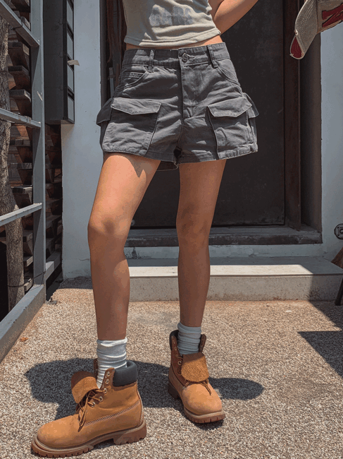 ULAN(ユレン)の「vintage multi-pocket short pants(Pants)」