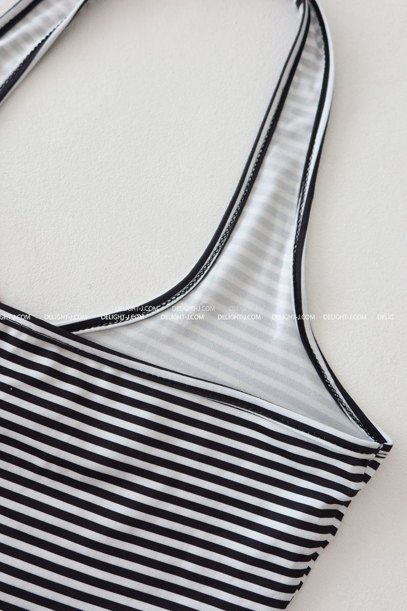 Stripe halterneck & shorts Two-piece set