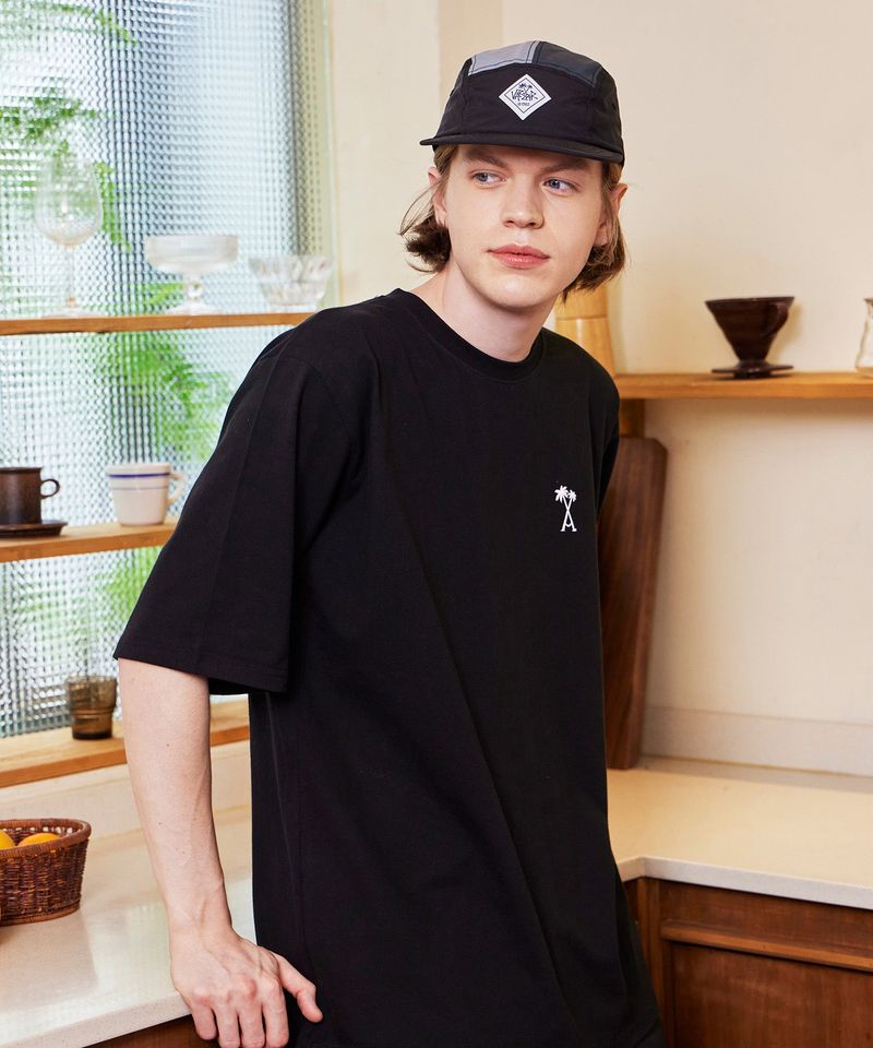VARZAR(バザール)の「Palm Tree Logo T-Shirts Black(Tops)」