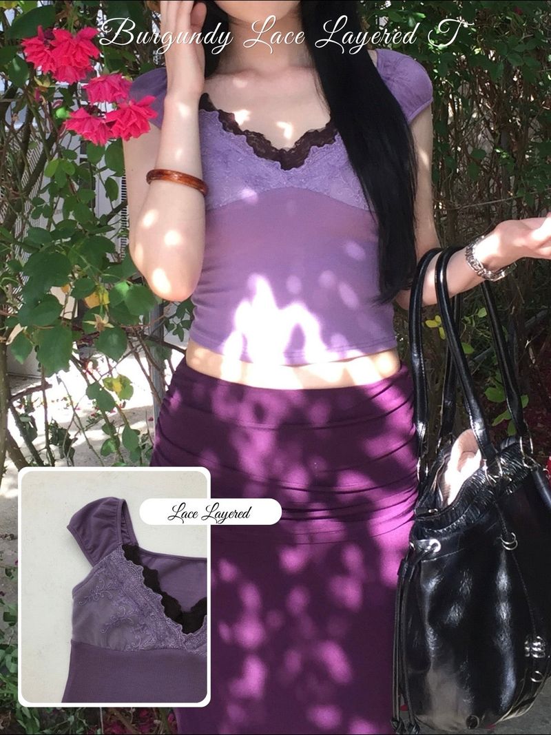 onthenextpage（オンザネクストページ）の「Burgundy Lace Layered T（Tops）」