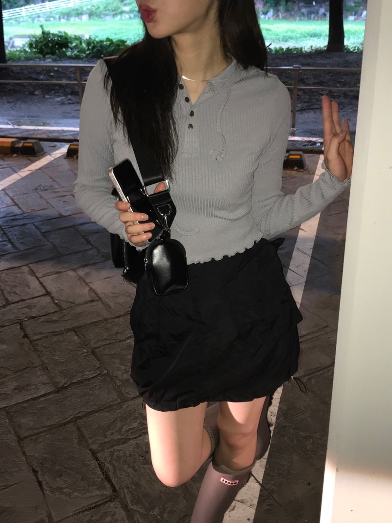 Larvate mini skirt