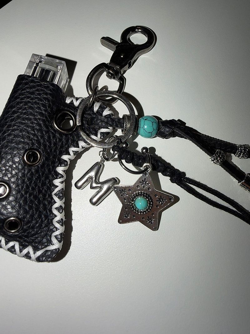 [Hand made]Western lip balm case key ring