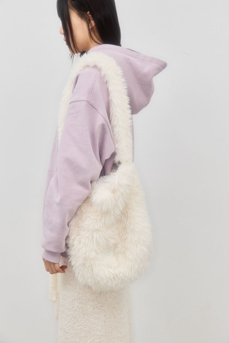 REVERSIBLE BUNNY FUR BAG (IVORY)