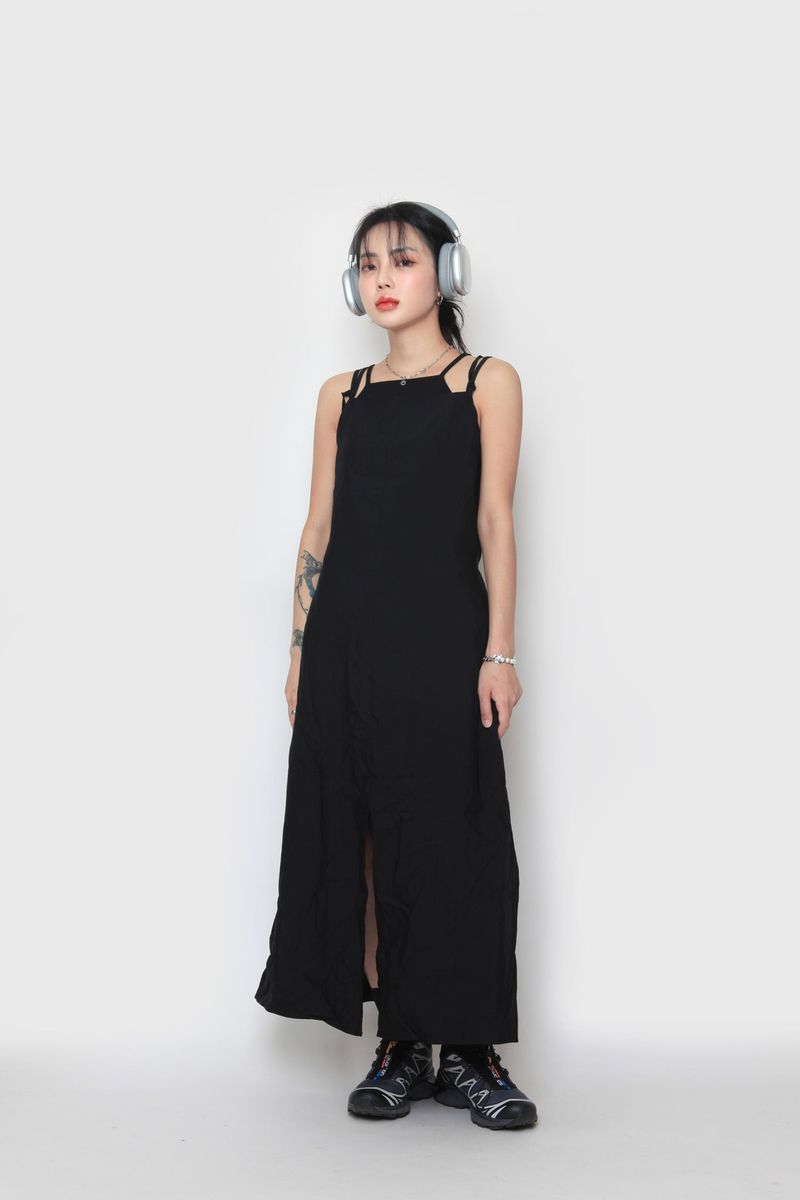 long slit sleeveless dress